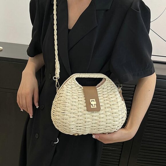 Luxurious Straw Dumpling Purse - Perfect Gift for Birthdays & Special Occasions - Picture 6 of 7